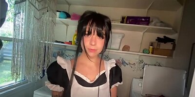 POV Big Booty Maid Bambi Bluu Stuck And Fucked in the Dryer